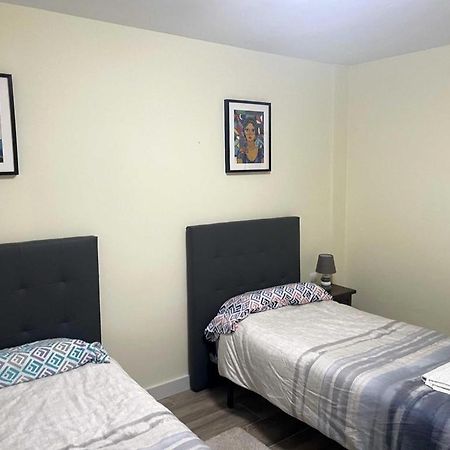 Apartamento Turistico Avila Vut Екстериор снимка